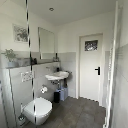 Peak Five Ride And Sleep Apartman